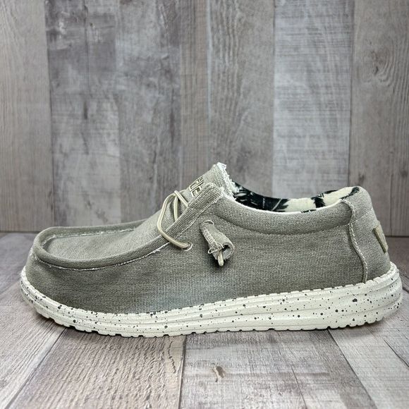 Hey Dude Men's Wally Stretch Slip On Comfort Loafers Casual Shoes Beige Size 8 - Picture 8 of 14